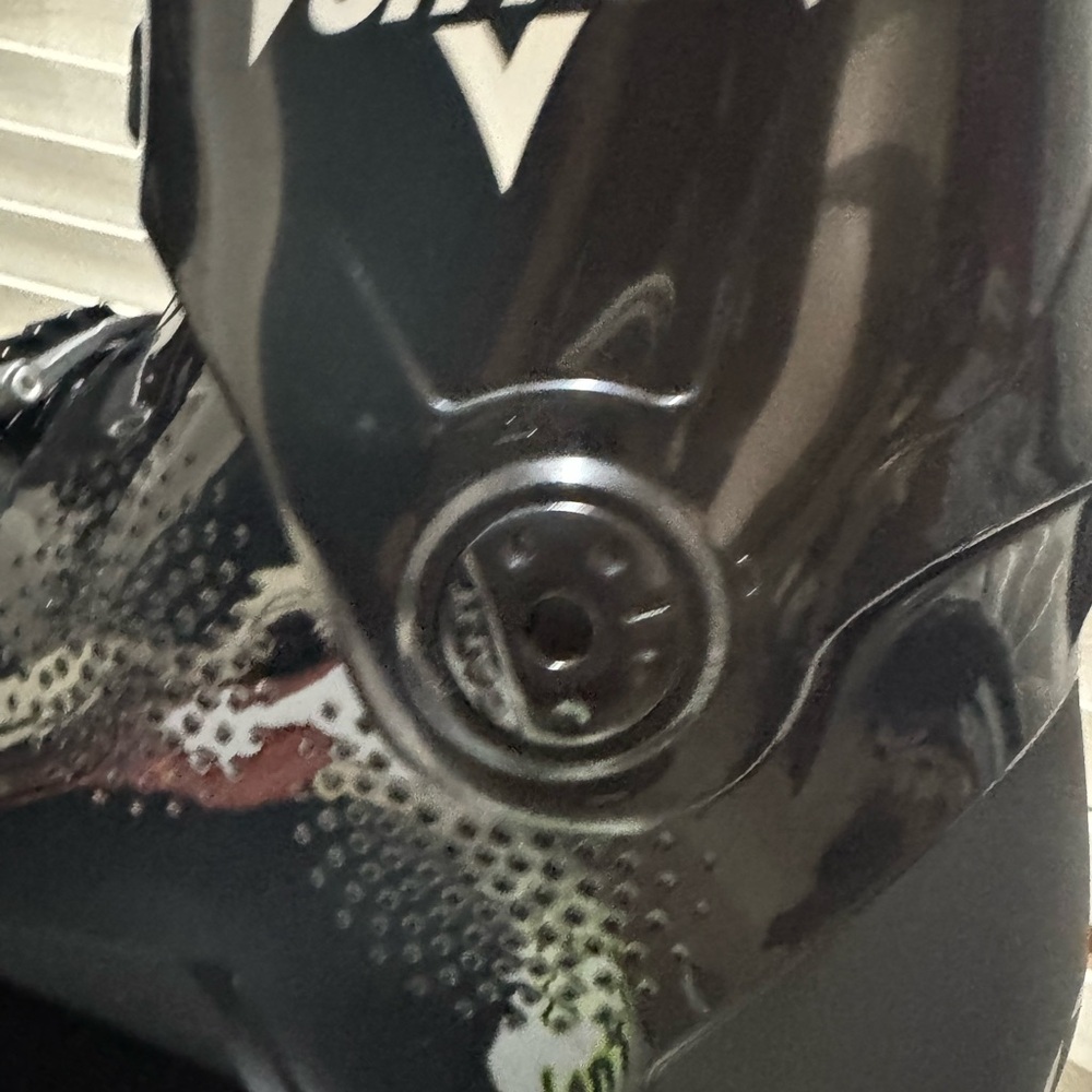 SOLD
Louis Vuitton Limited Edition Heated Ski Boots - Picture 14 of 16